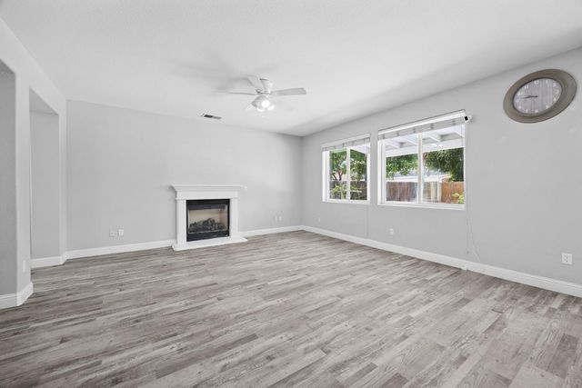 2720 San Jose Avenue, Clovis, CA 93611