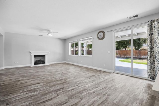 2720 San Jose Avenue, Clovis, CA 93611