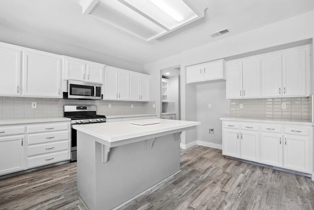 2720 San Jose Avenue, Clovis, CA 93611