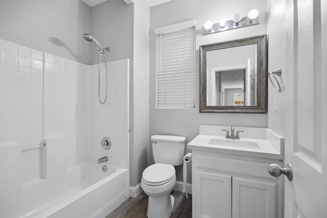 2720 San Jose Avenue, Clovis, CA 93611