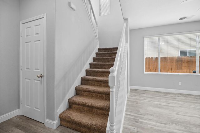 2720 San Jose Avenue, Clovis, CA 93611