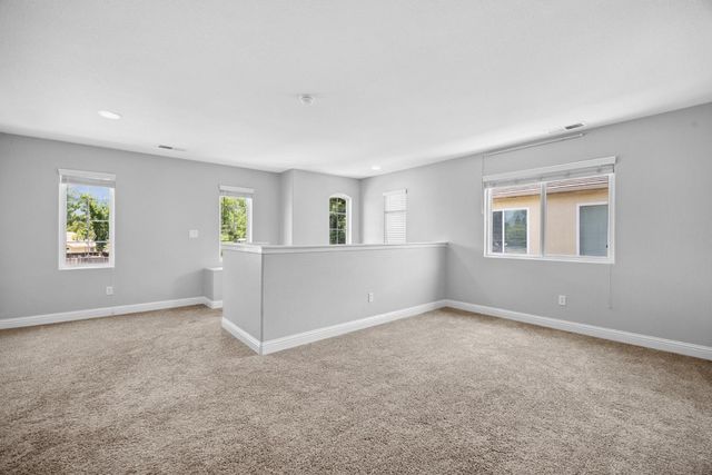 2720 San Jose Avenue, Clovis, CA 93611