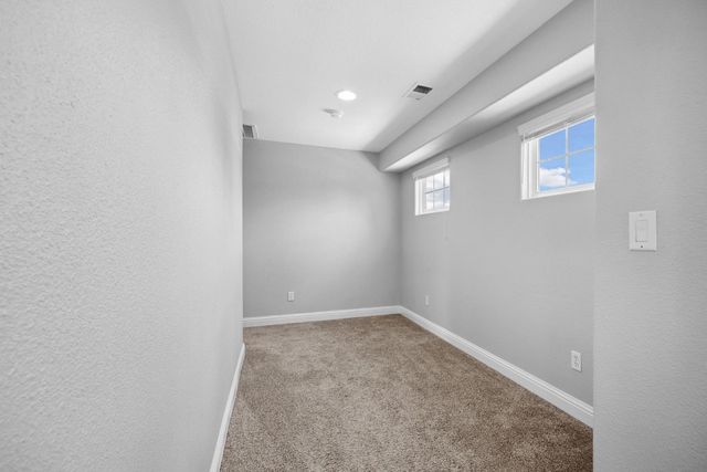 2720 San Jose Avenue, Clovis, CA 93611