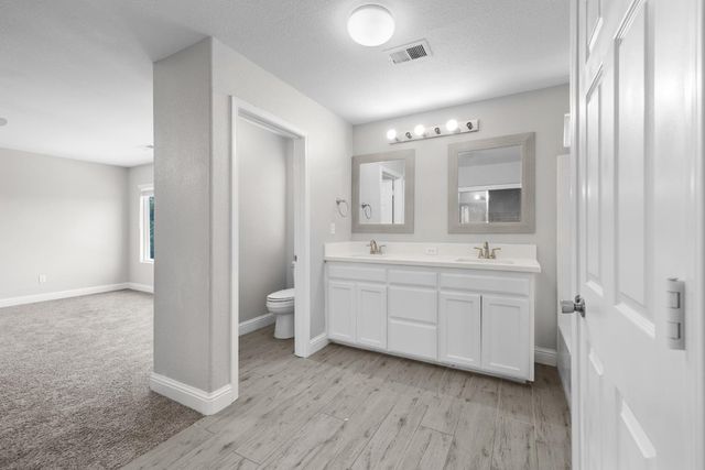 2720 San Jose Avenue, Clovis, CA 93611