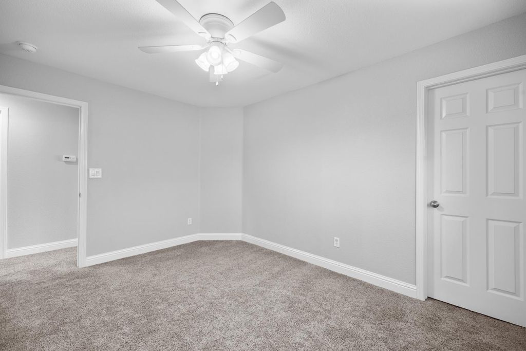 Image 37 of property listing at 2720 San Jose Avenue, Clovis, CA 93611