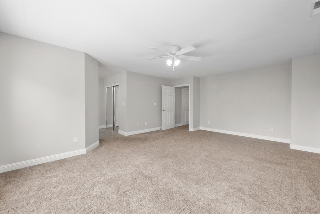 Image 44 of property listing at 2720 San Jose Avenue, Clovis, CA 93611