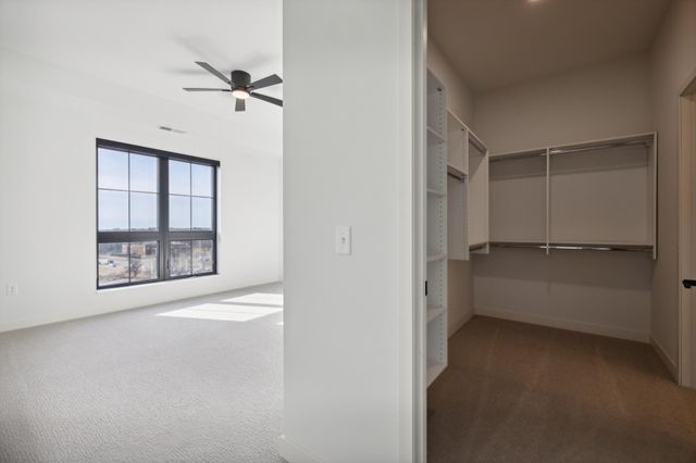 4917 Eden Avenue 718, Edina, MN 55424