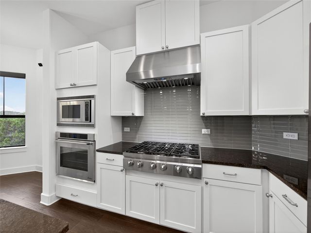 8200 Southwest PKWY 321, Austin, TX 78735