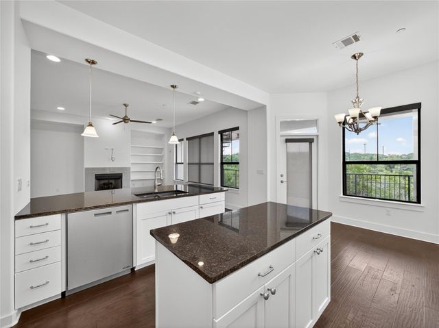 8200 Southwest PKWY 321, Austin, TX 78735
