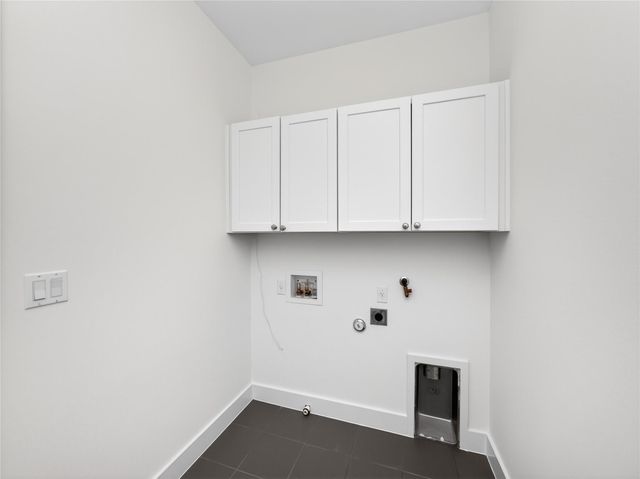 8200 Southwest PKWY 321, Austin, TX 78735