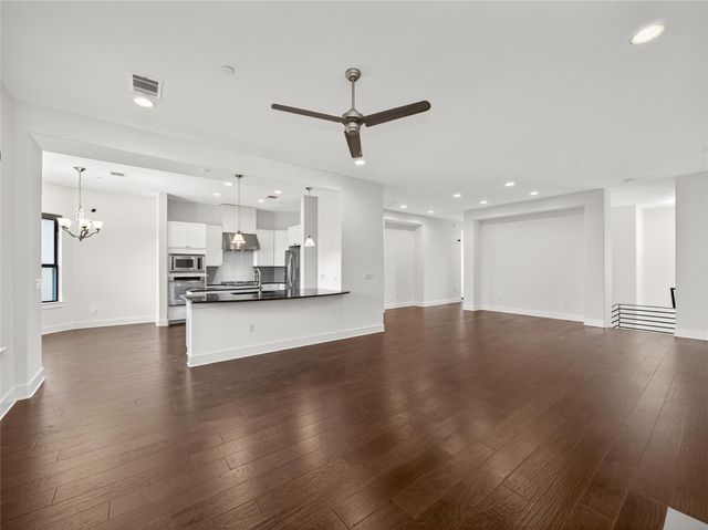 8200 Southwest PKWY 321, Austin, TX 78735