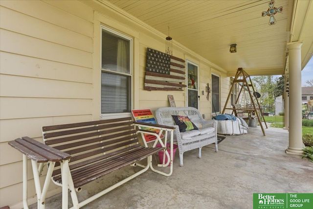 3015 Grebe Street, Omaha, NE 68112