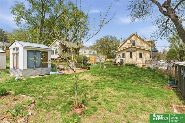 3015 Grebe Street, Omaha, NE 68112