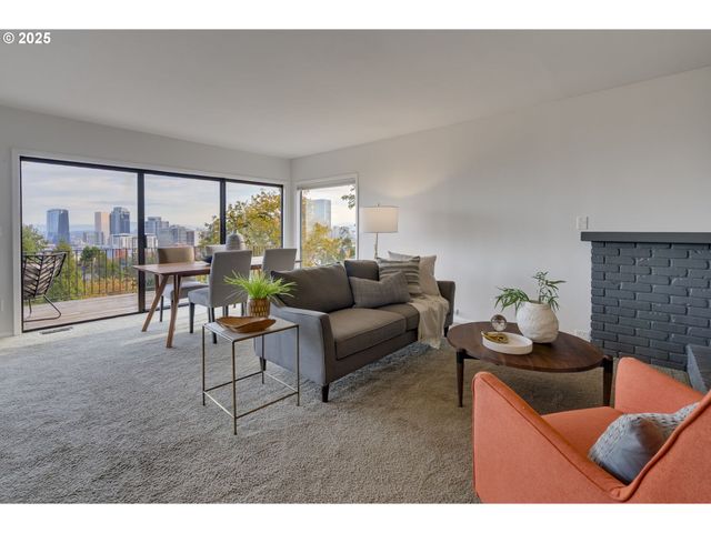 1515 Sw UPPER HALL St, Portland, OR 97201