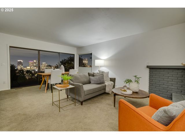 1515 Sw UPPER HALL St, Portland, OR 97201