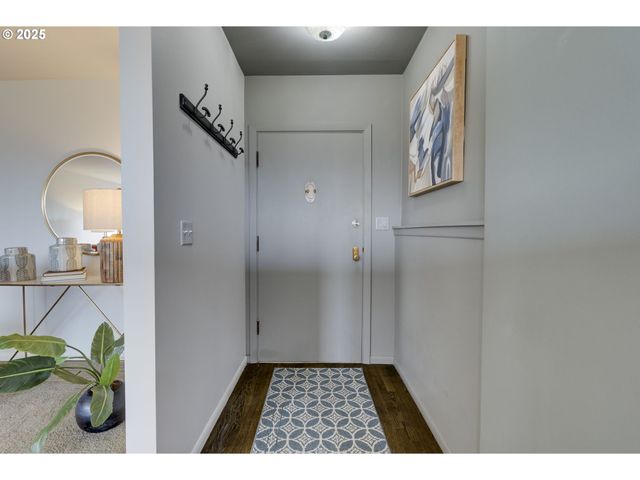 1515 Sw UPPER HALL St, Portland, OR 97201