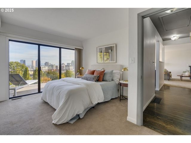 1515 Sw UPPER HALL St, Portland, OR 97201