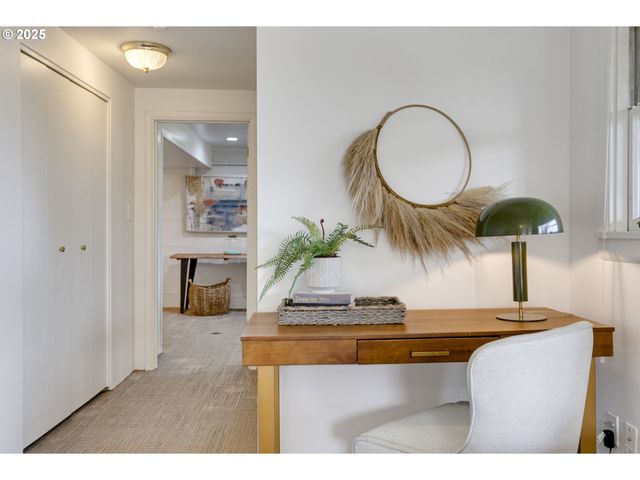 1515 Sw UPPER HALL St, Portland, OR 97201