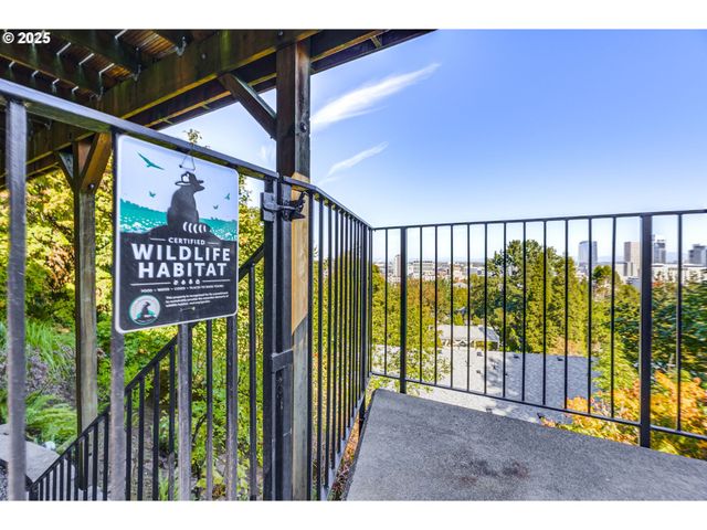 1515 Sw UPPER HALL St, Portland, OR 97201