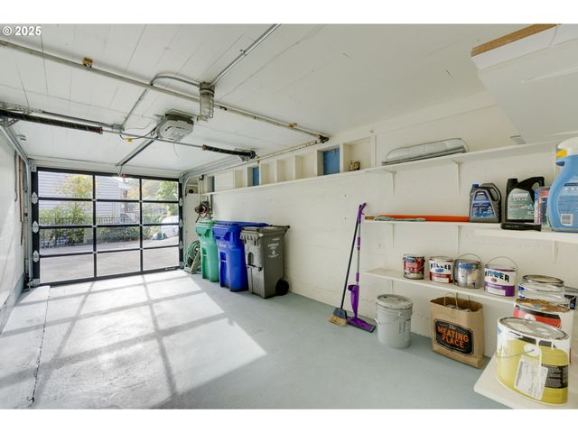 1515 Sw UPPER HALL St, Portland, OR 97201