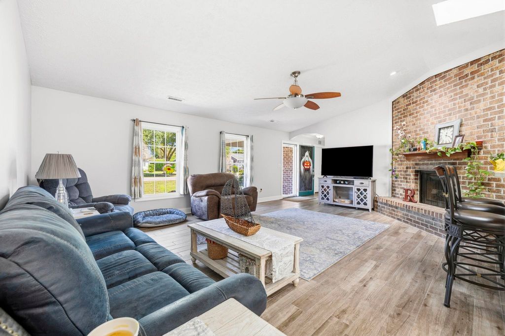 49 Evergreen Circle, Surfside Beach, SC 29575 — photo 4