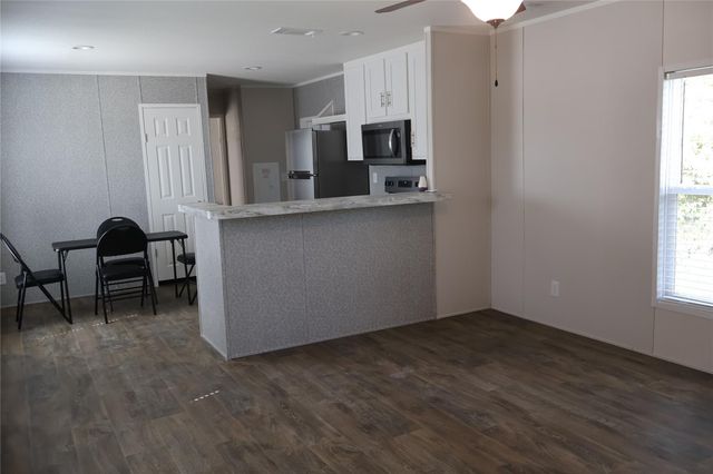 9105 5914 18, Cleveland, TX 77327