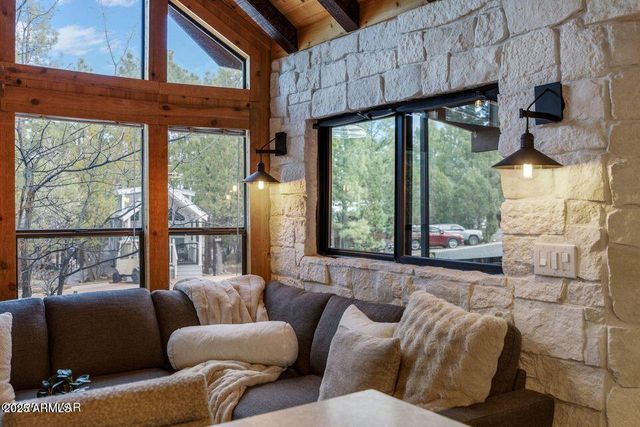 2161 E ELIZABETH Avenue, Show Low, AZ 85901