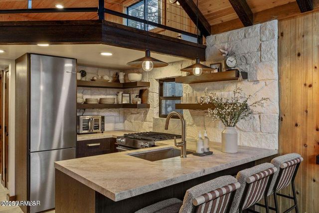 2161 E ELIZABETH Avenue, Show Low, AZ 85901