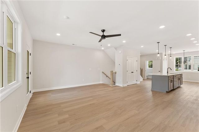 1914 Kinnard Alley, Kennesaw, GA 30144