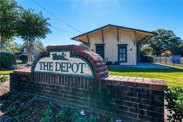 1914 Kinnard Alley, Kennesaw, GA 30144