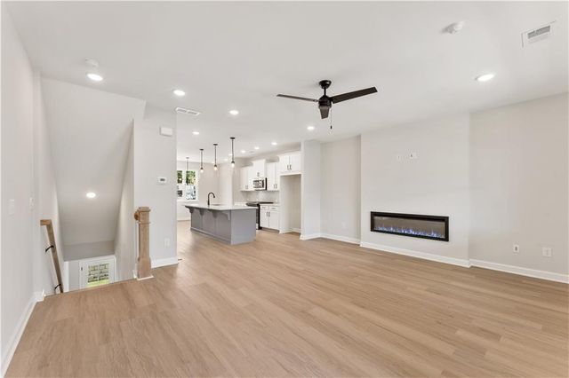 1914 Kinnard Alley, Kennesaw, GA 30144