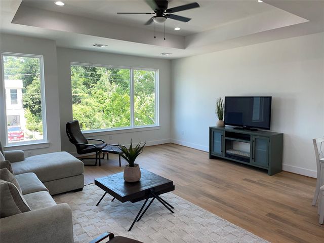 8403 Sunnyhill Street, Houston, TX 77088