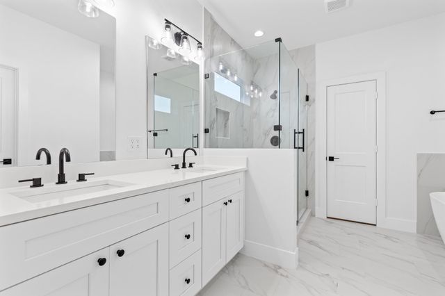 8403 Sunnyhill Street, Houston, TX 77088
