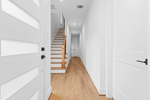 8403 Sunnyhill Street, Houston, TX 77088