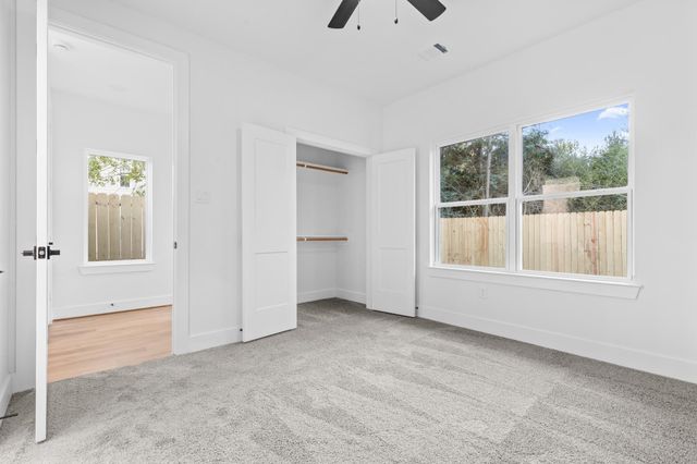 8403 Sunnyhill Street, Houston, TX 77088