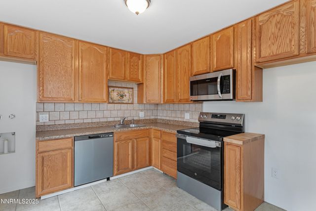 343 Richards Way, Sparks, NV 89431