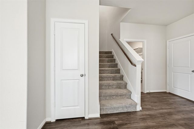 32311 Elmwood Manor, Waller, TX 77484