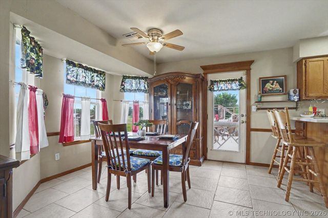 2652 Chute Drive, Oologah, OK 74053