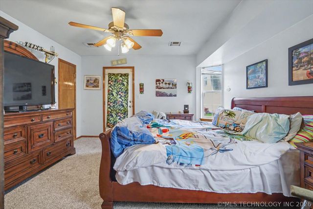 2652 Chute Drive, Oologah, OK 74053