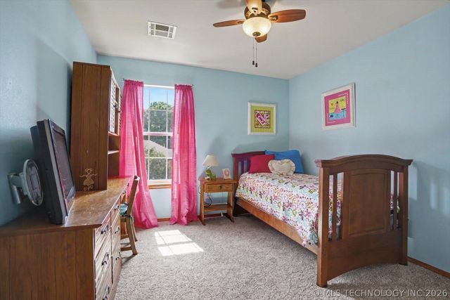 2652 Chute Drive, Oologah, OK 74053