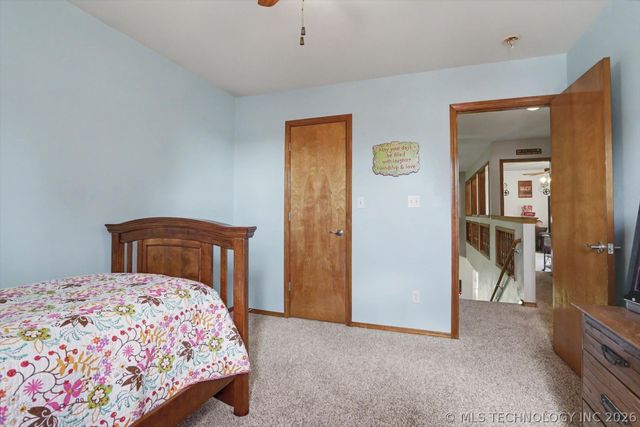2652 Chute Drive, Oologah, OK 74053