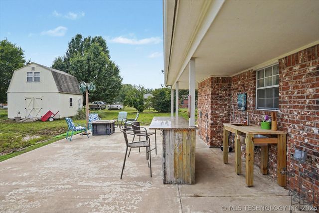 2652 Chute Drive, Oologah, OK 74053