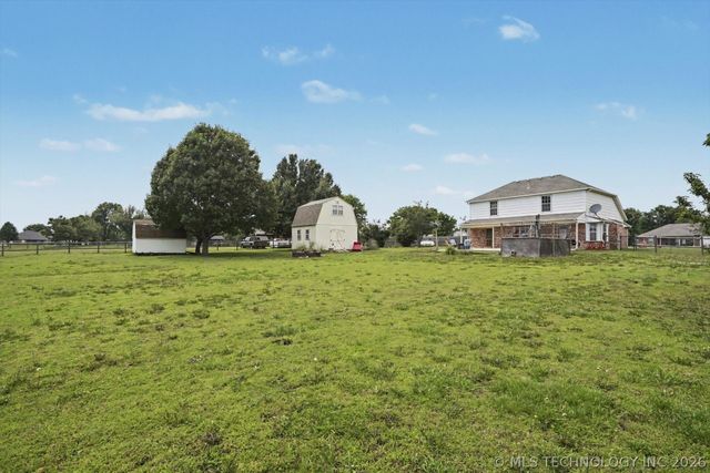 2652 Chute Drive, Oologah, OK 74053