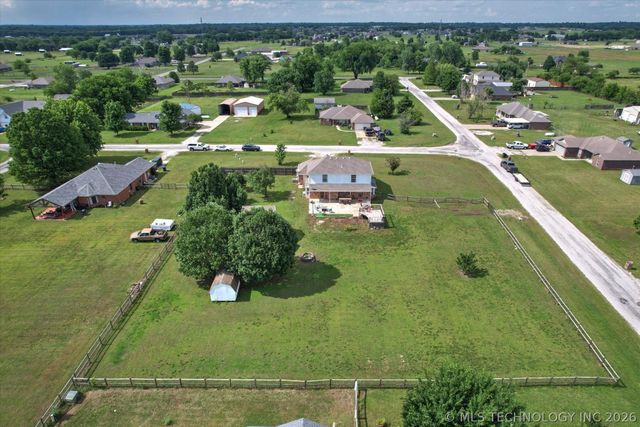 2652 Chute Drive, Oologah, OK 74053