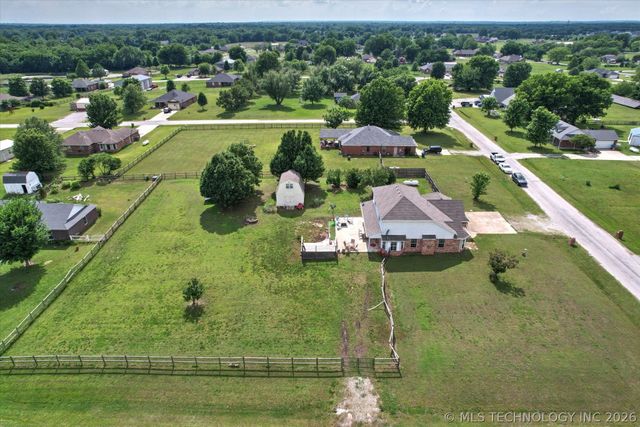 2652 Chute Drive, Oologah, OK 74053