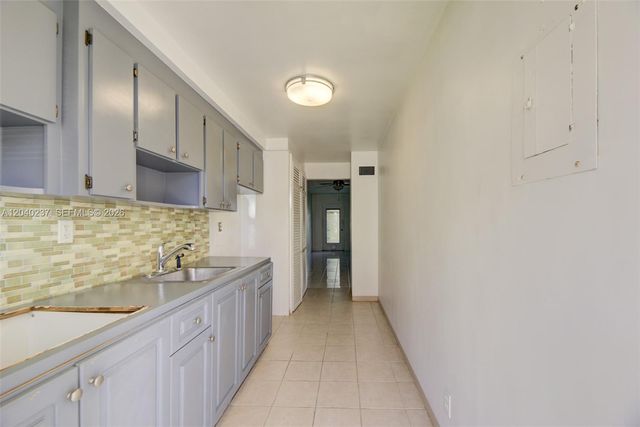 1450 NE 170th Street 115, North Miami Beach, FL 33162