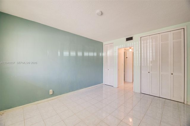 1450 NE 170th Street 115, North Miami Beach, FL 33162