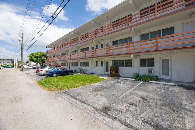 1450 NE 170th Street 115, North Miami Beach, FL 33162