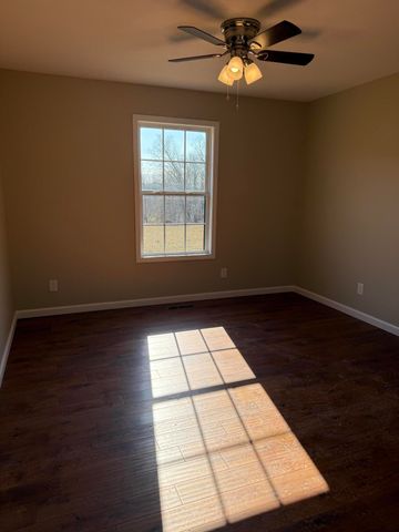 100 Emily Lane, London, KY 40741