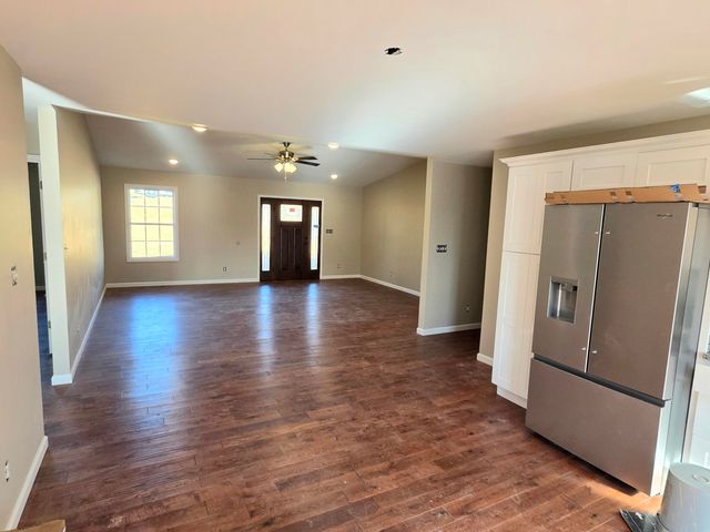 100 Emily Lane, London, KY 40741